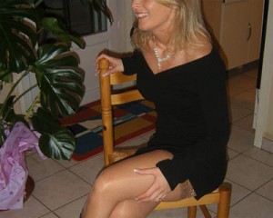 Anna, 32 ans, grande dominatrice en recherche d'un soumis doué et résistant